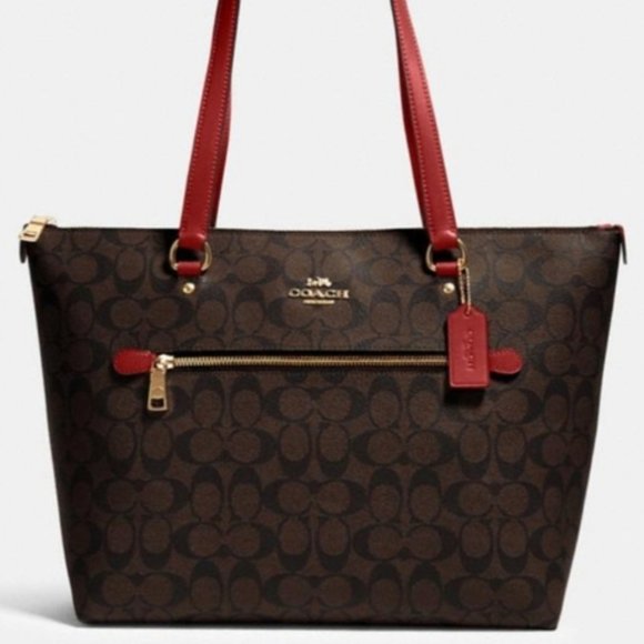Coach Signature Gallery Tote - Picture 4 of 15
